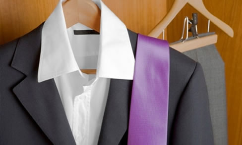 business-suits-hangars