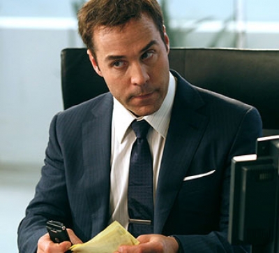 ari_gold_look8