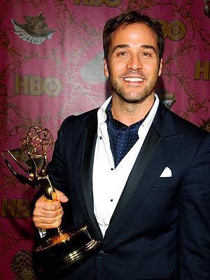 ari_gold_look13