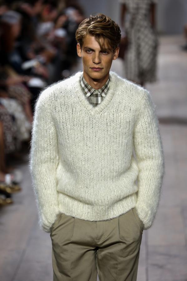 How to Pick the Best Men's Sweaters